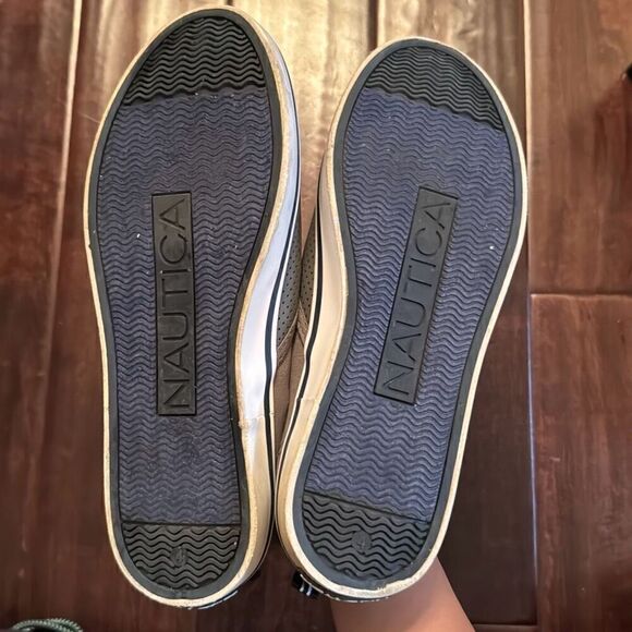 Nautica loafers size 4 boys - Picture 3 of 4